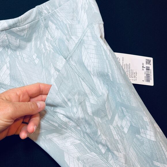 ~ NEW! Sz 4 Lululemon Swift Speed High-Rise Crop, 21" Light Gray Green Blue Lulu - Picture 10 of 16